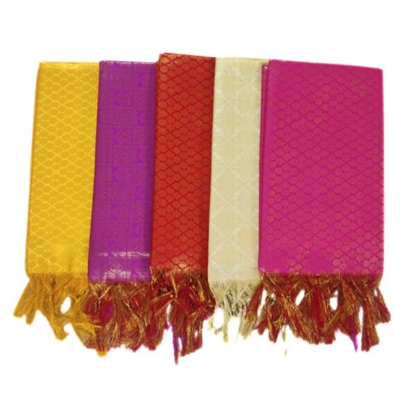 Traditional Ponnadai Shawl – Pack of 5 | Only Omkar