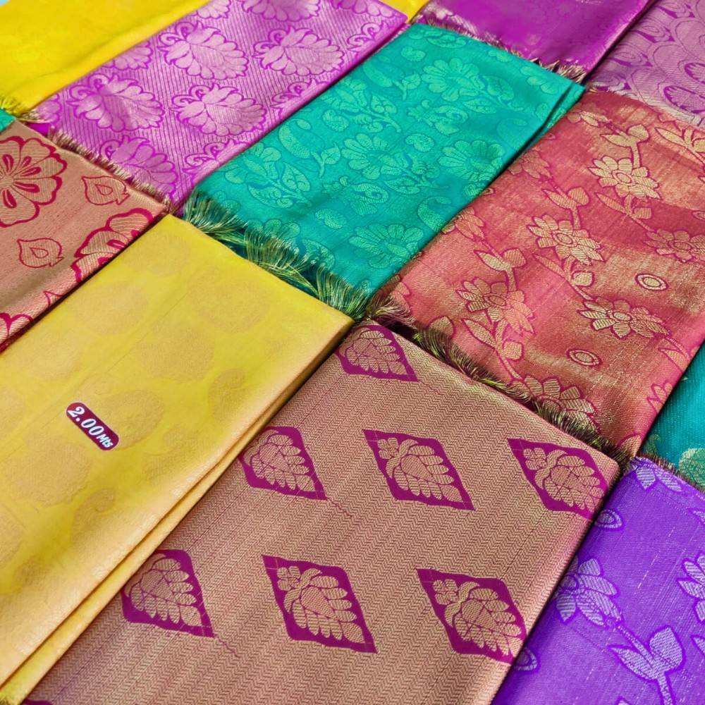 Traditional Ponnadai Shawl – Pack of 25 | Bulk & Wholesale - Image 2